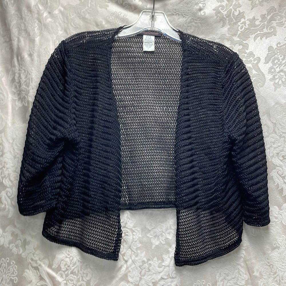 Dress Mode Large Black Chevron Mesh Shrug GUC